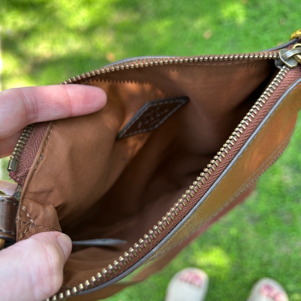 Fossil Tan Leather Crossbody Bag - Picture 5 of 8